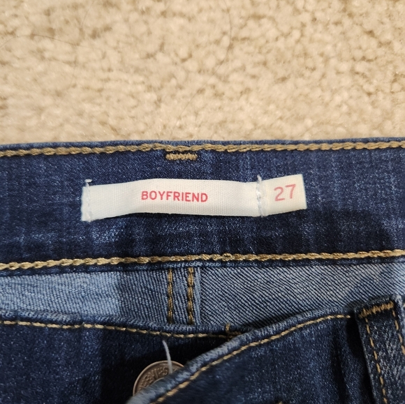 Levi's - Picture 4 of 5